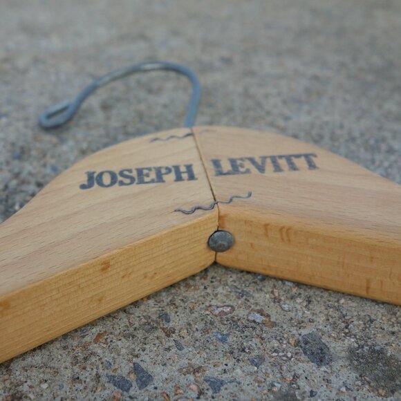 Vintage Joseph Levitt Wood Hanger - Picture 10 of 10